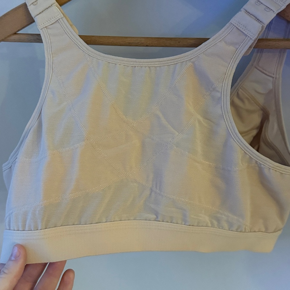 Leonisa Multi Functional Posture Correcting Nude … - image 4